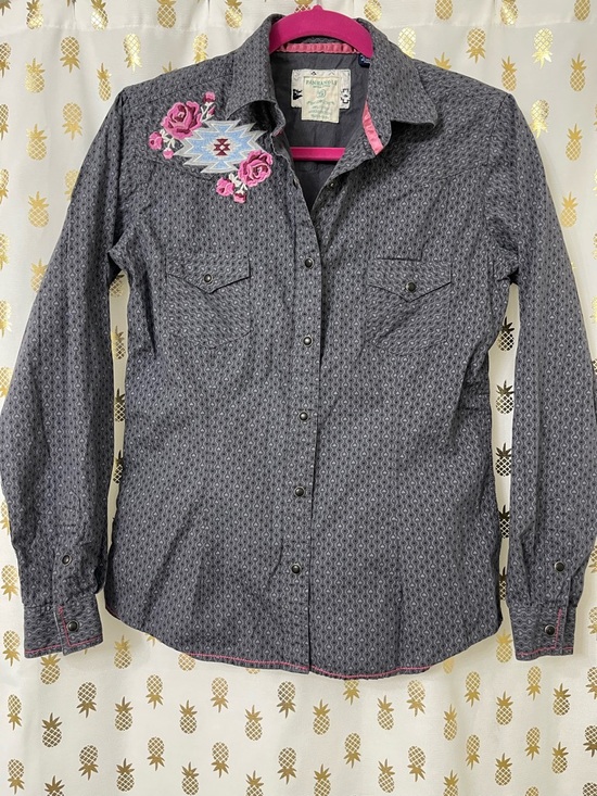 Panhandle Tops - Panhandle Western Button-Up Shirt 100% Cotton, Gray with Embroidered Pink Detail